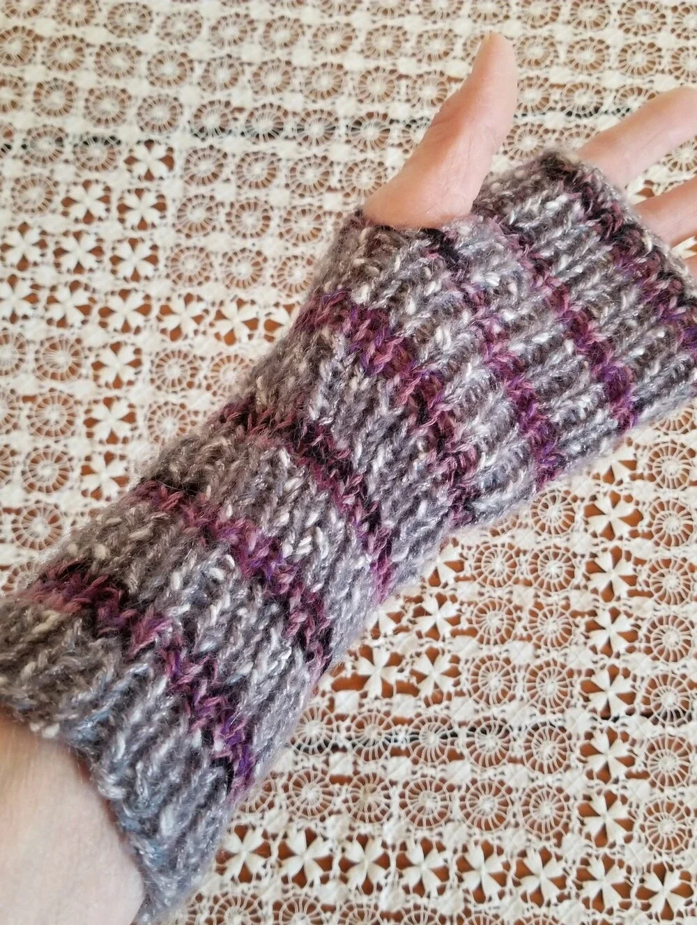 Handmade Knitted Fingerless Gloves One Size NWOT